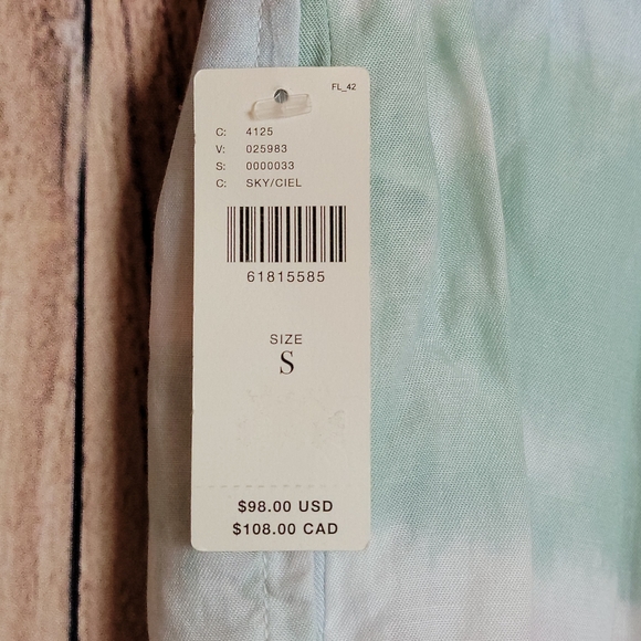 NWT Cloth & Stone Tie Dye Paperbag Waist Shorts in Cotton Candy Pink and Blue - Picture 6 of 9